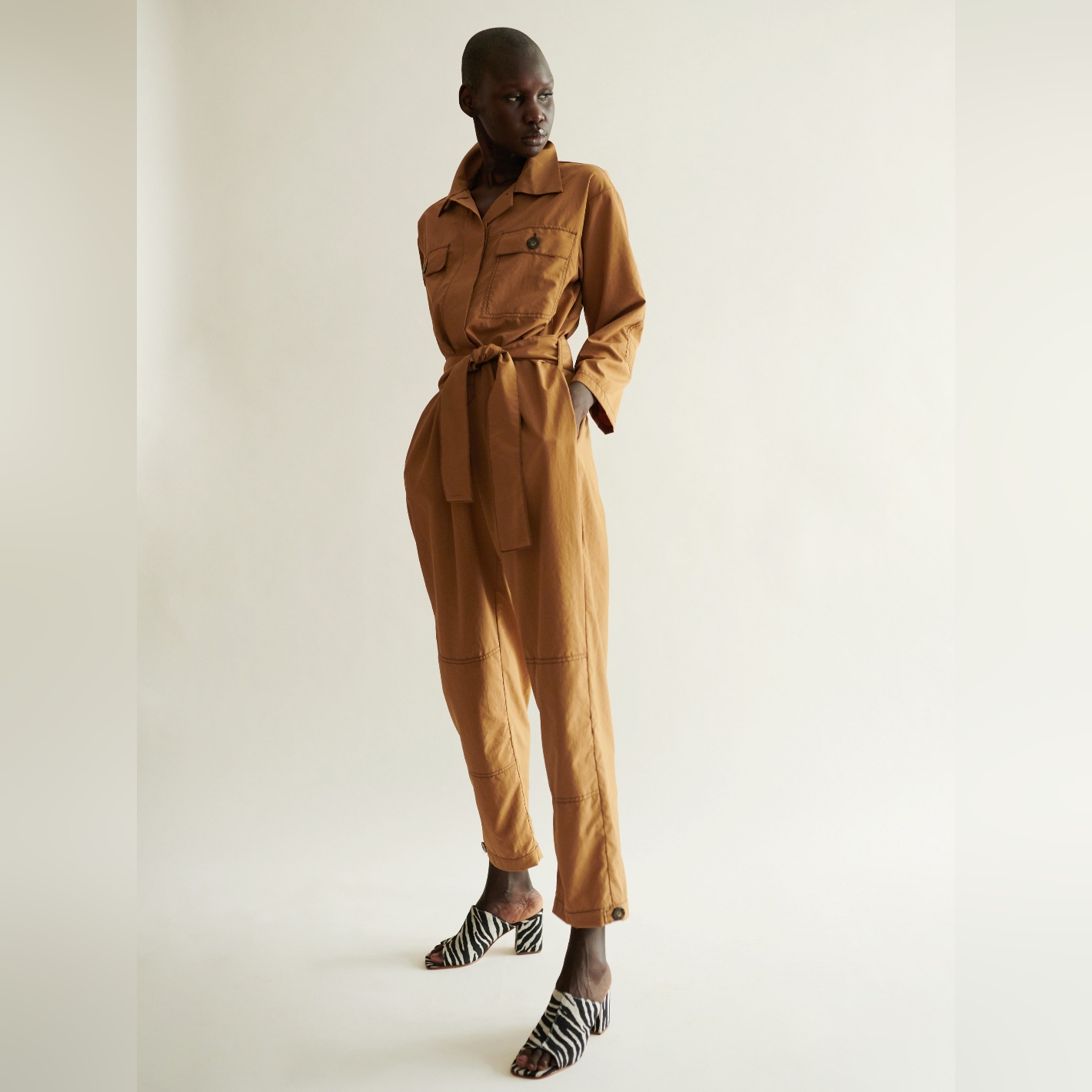 No. 6 Store | Tan Work Business Jumpsuit Button Down Belted Size 0 Modern Luxury